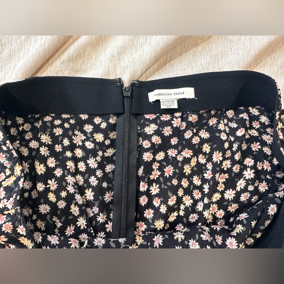 floral pattern AE mini skirt - Picture 3 of 3